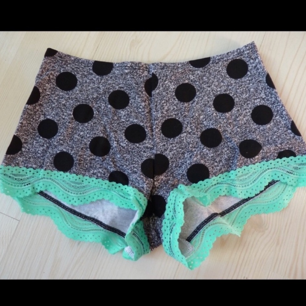 New Victoria’s Secret PINK Ruffle Boyshort Panty - Small - Polka Dots - Picture 2 of 3